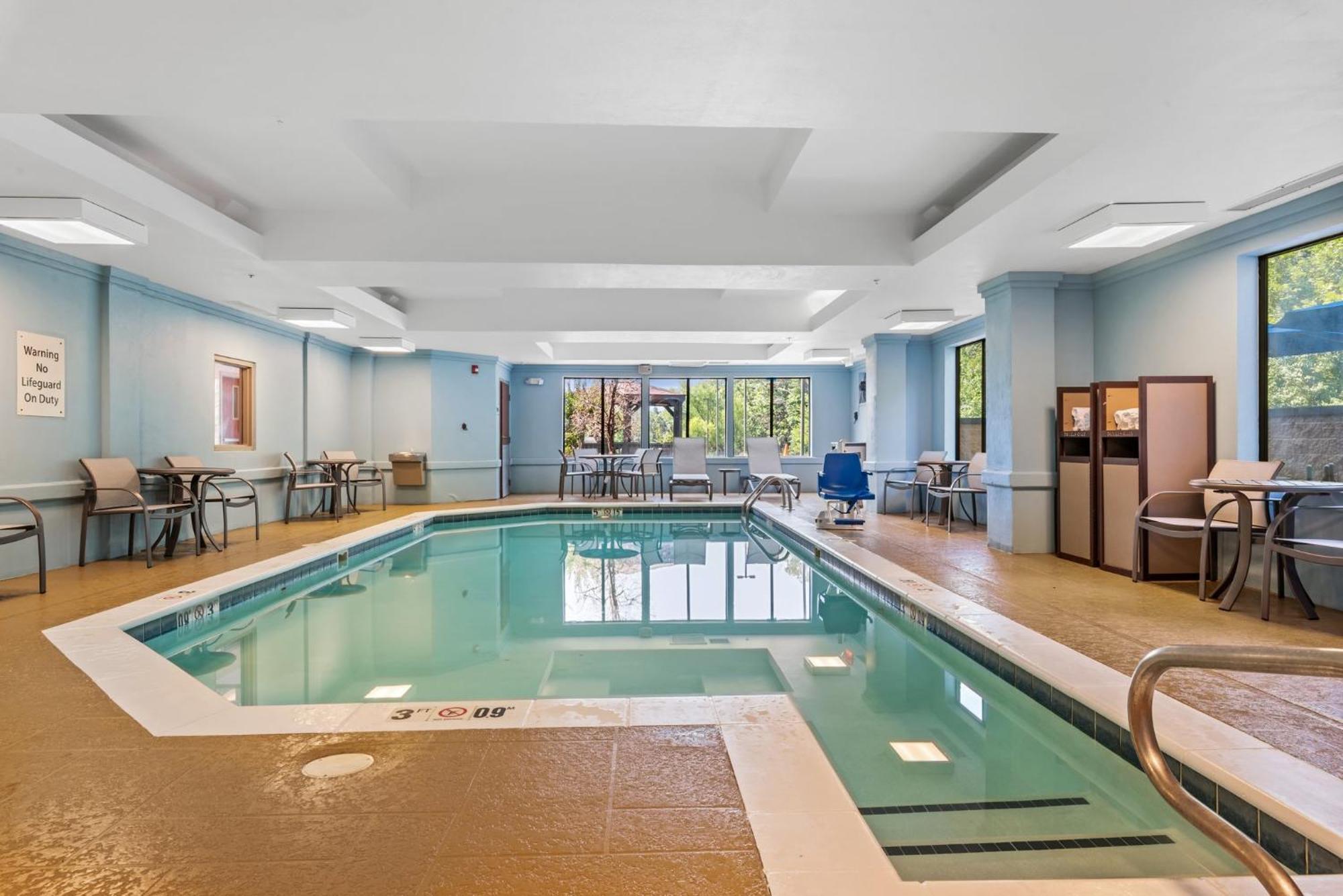 Holiday Inn Express & Suites Maumelle By Ihg מראה חיצוני תמונה