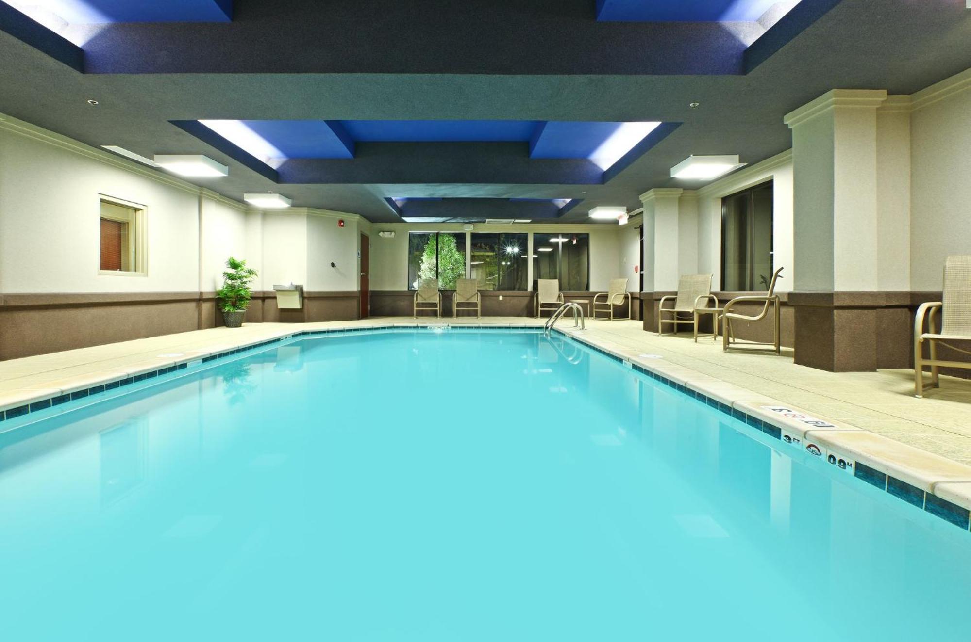 Holiday Inn Express & Suites Maumelle By Ihg מראה חיצוני תמונה